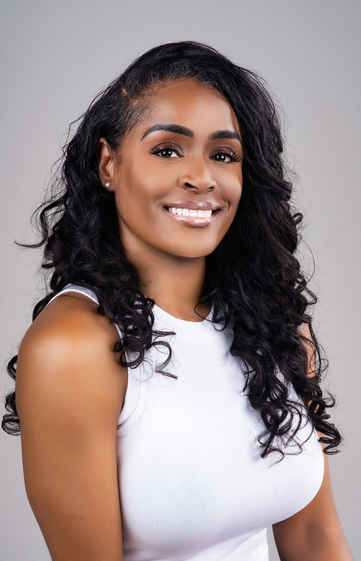 Aubree Bravo headshot